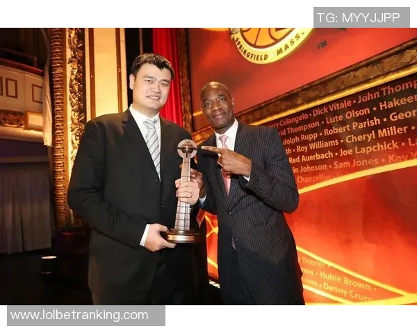 林莉姚明携手共创篮球传奇展现运动精神与家庭温暖的完美结合